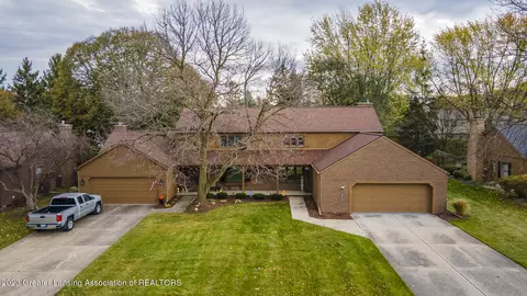 13177 Hitching Post Rd, Dewitt, MI 48820