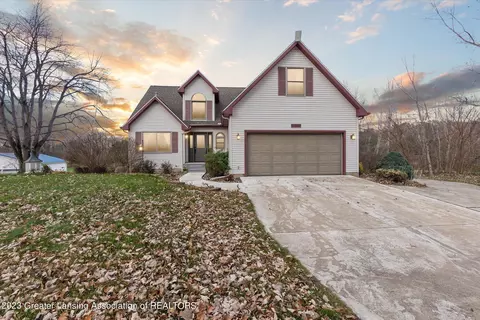 11807 June Cir, Eaton Rapids, MI 48827