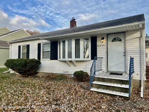 1009 S Church St, Saint Johns, MI 48879