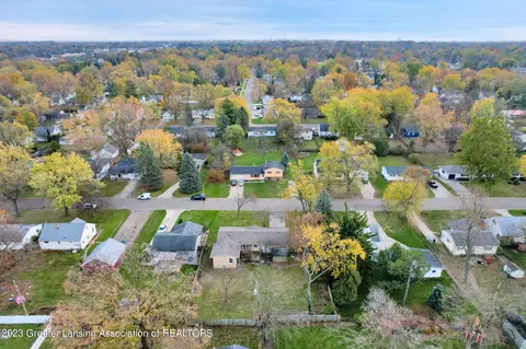 237 Theo Ave, Lansing, MI 48917 photo 28
