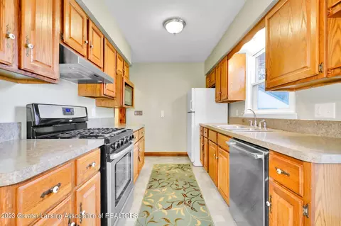 237 Theo Ave, Lansing, MI 48917 photo 10