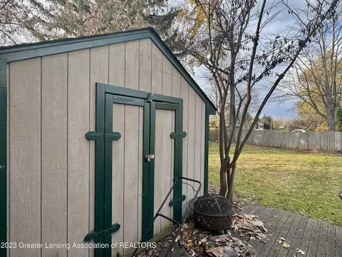 237 Theo Ave, Lansing, MI 48917 photo 25