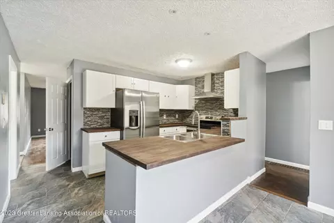 3337 Robinson Rd, Jackson, MI 49203 photo 15