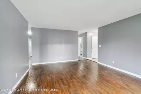 3337 Robinson Rd, Jackson, MI 49203 photo 13