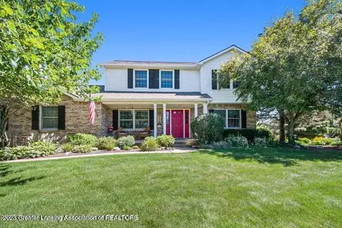 8255 Country Farm Ln, Laingsburg, MI 48848