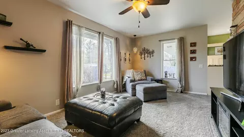 1322 Haslett Rd, Haslett, MI 48840 photo 5