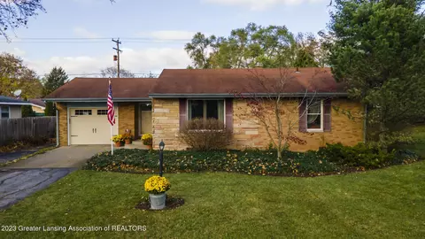 1322 Haslett Rd, Haslett, MI 48840
