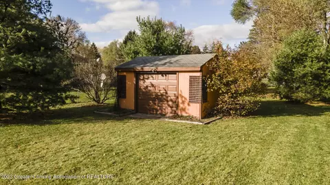 1322 Haslett Rd, Haslett, MI 48840 photo 28