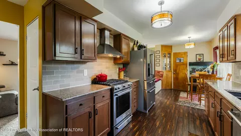 1322 Haslett Rd, Haslett, MI 48840 photo 13