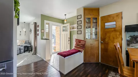 1322 Haslett Rd, Haslett, MI 48840 photo 8