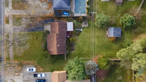 1322 Haslett Rd, Haslett, MI 48840 photo 22