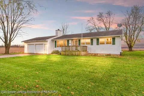 5800 King Hwy, Potterville, MI 48876