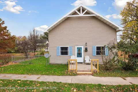 301 1st St, Sunfield, MI 48890