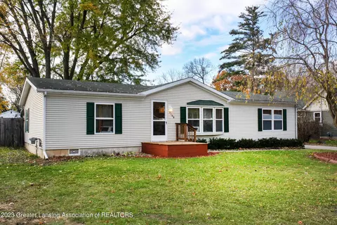 3108 Maloney St, Lansing, MI 48911
