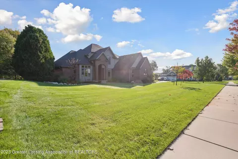 13389 Blaisdell Dr, Dewitt, MI 48820 photo 2