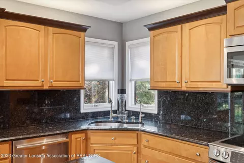 13389 Blaisdell Dr, Dewitt, MI 48820 photo 23