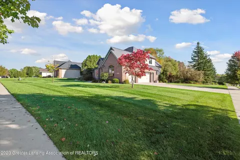 13389 Blaisdell Dr, Dewitt, MI 48820 photo 4