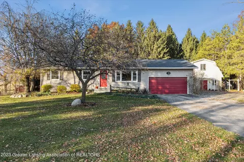 5188 W Stoll Rd, Lansing, MI 48906