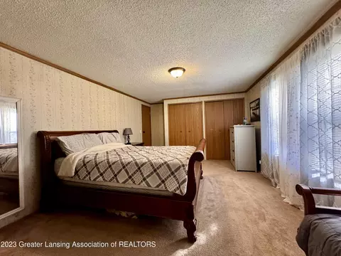 938 Division St, Owosso, MI 48867 photo 13