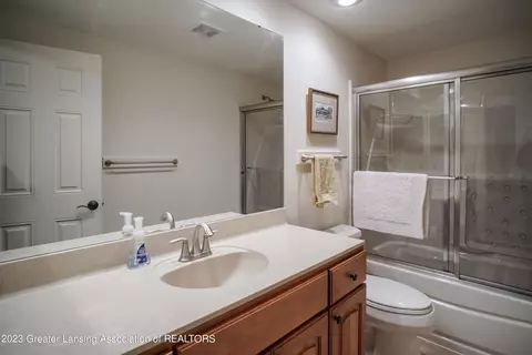 7864 Ashbrook Dr, Haslett, MI 48840 photo 53