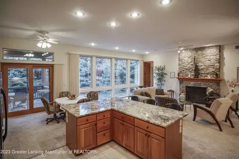 7864 Ashbrook Dr, Haslett, MI 48840 photo 24