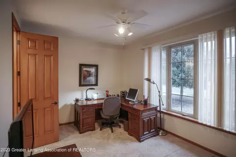 7864 Ashbrook Dr, Haslett, MI 48840 photo 37
