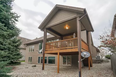 7864 Ashbrook Dr, Haslett, MI 48840 photo 64
