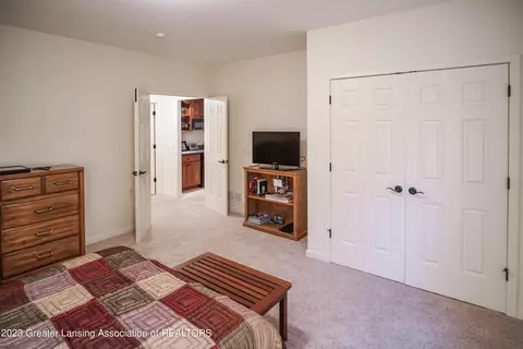 7864 Ashbrook Dr, Haslett, MI 48840 photo 52
