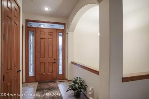 7864 Ashbrook Dr, Haslett, MI 48840 photo 7