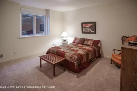 7864 Ashbrook Dr, Haslett, MI 48840 photo 49