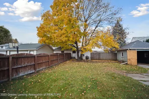 1116 Hamlin Pl, Jackson, MI 49201 photo 29