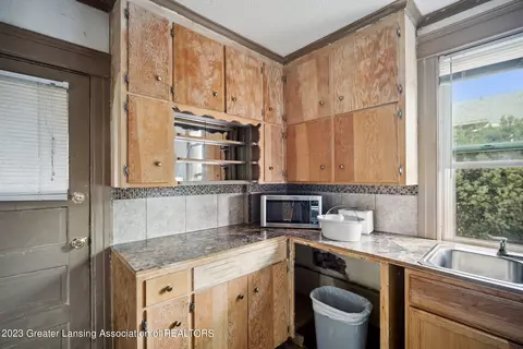 1116 Hamlin Pl, Jackson, MI 49201 photo 14