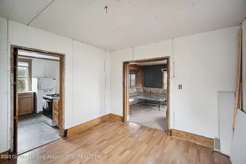 1116 Hamlin Pl, Jackson, MI 49201 photo 8