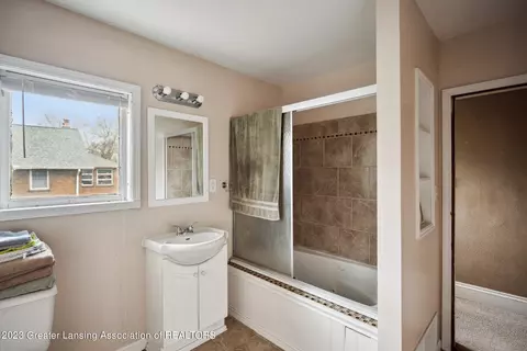 1116 Hamlin Pl, Jackson, MI 49201 photo 17