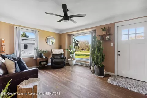 601 S Mckinley Rd, Flushing, MI 48433 photo 10