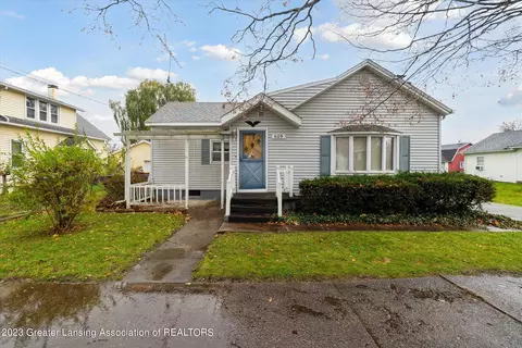 609 W Park St, Saint Johns, MI 48879