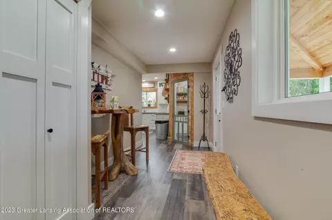 12420 S Wacousta Rd, Eagle, MI 48822 photo 6