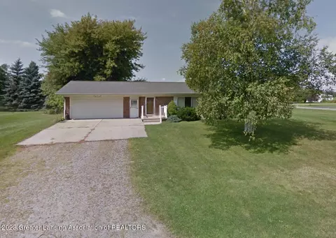 16250 Sorento Dr, Chesaning, MI 48616