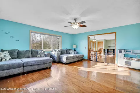 449 Johnson Rd, Saranac, MI 48881 photo 11