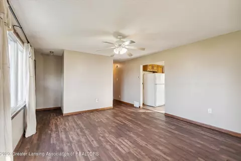 4513 Wright Rd, Leslie, MI 49251 photo 6