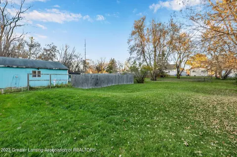 215 E Rouse St, Lansing, MI 48910 photo 25