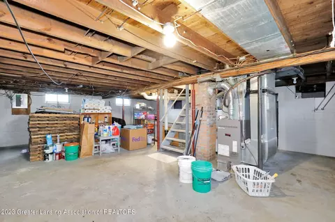215 E Rouse St, Lansing, MI 48910 photo 19