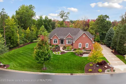 6257 E Mereford Ct, East Lansing, MI 48823