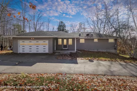 1465 Harper Rd, Mason, MI 48854
