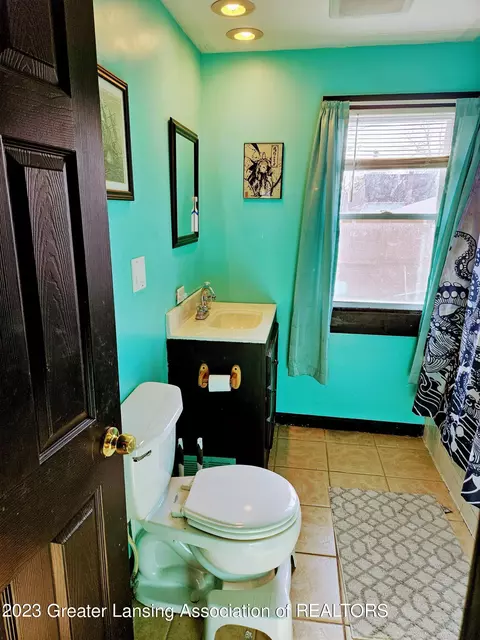 1512 E Cesar Chavez Ave, Lansing, MI 48906 photo 13