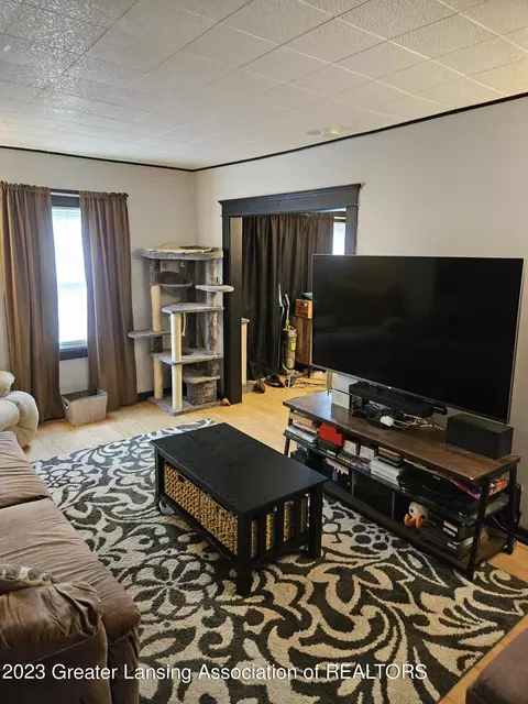 1512 E Cesar Chavez Ave, Lansing, MI 48906 photo 4
