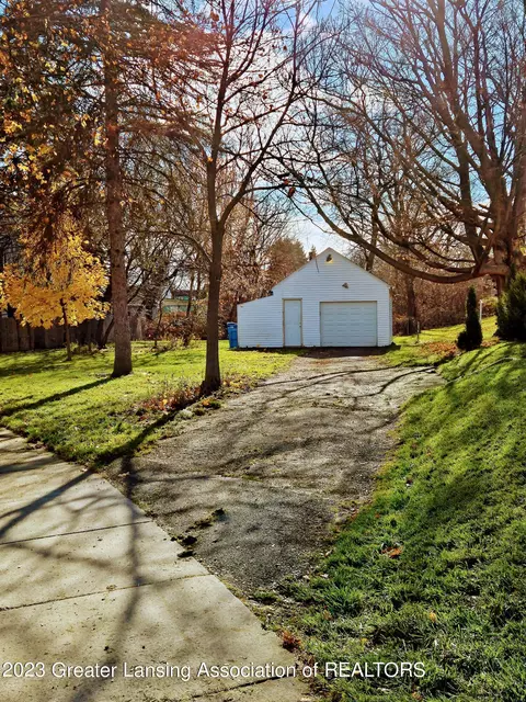 1512 E Cesar Chavez Ave, Lansing, MI 48906 photo 40