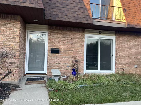 4819 Gull Rd #10, Lansing, MI 48917