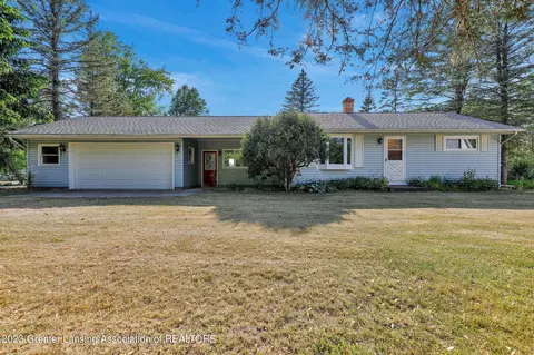5765 N Canal Rd, Dimondale, MI 48821 photo 2