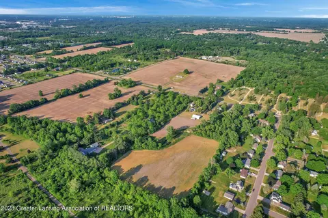 5765 N Canal Rd, Dimondale, MI 48821 photo 14
